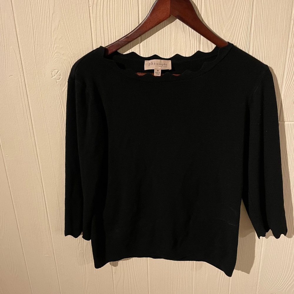 Sweater 3/4 length sleeves.